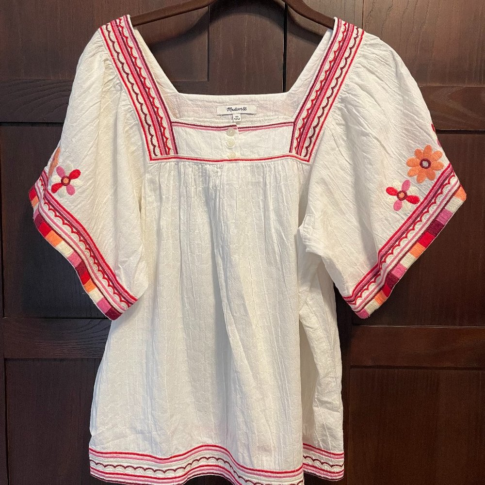 Final 🌻 
Madewell Embroidered Sand blossom blouse - Picture 4 of 7